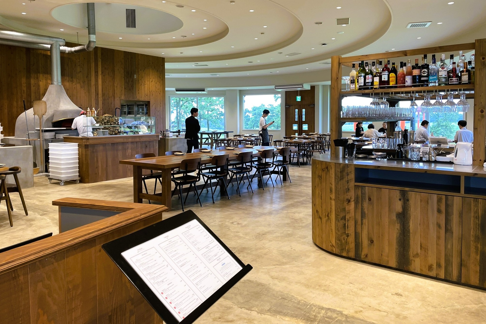 UBUYAMAPLACEの店舗内の様子
